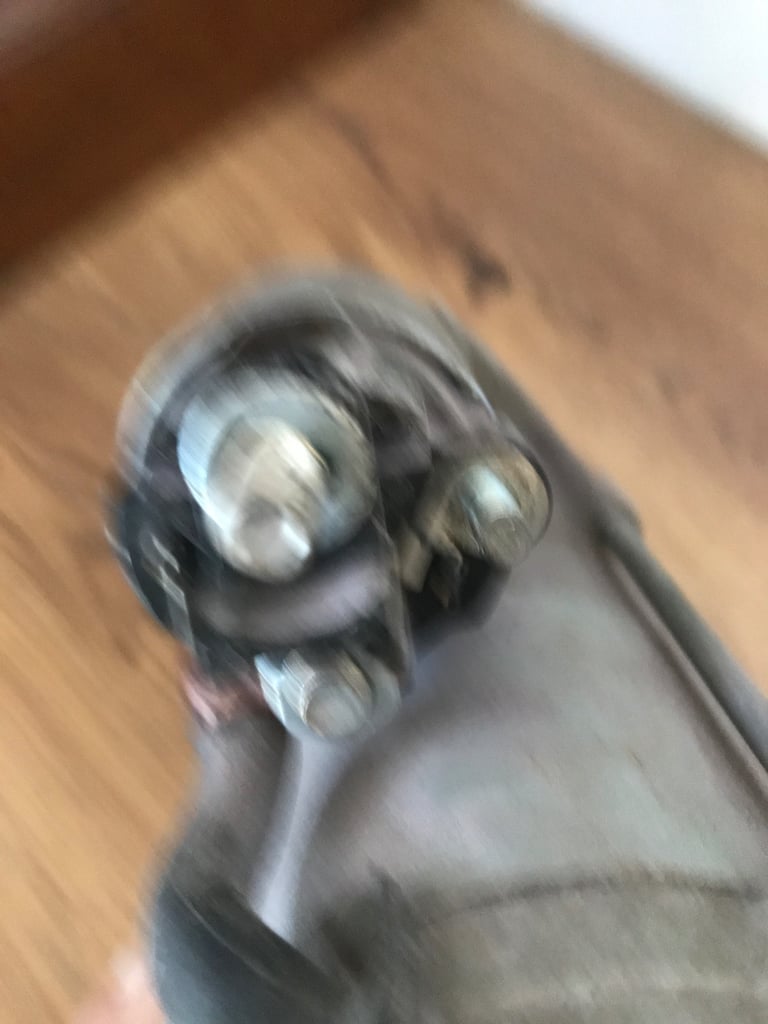 Land Rover Discovery 3. 2,7 TDF6  2004-2009 Starter Motor 