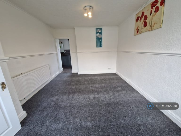2 bedroom house in Wilton Road, Crumpsall, Manchester, M8 (2 bed) (#2665858)