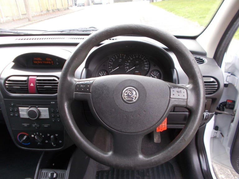 2010 Vauxhall Combo 1.3 CDTi 1700 16v 3dr CAR DERIVED VAN Diesel Manual
