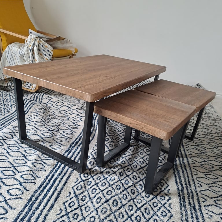 Coffee table set