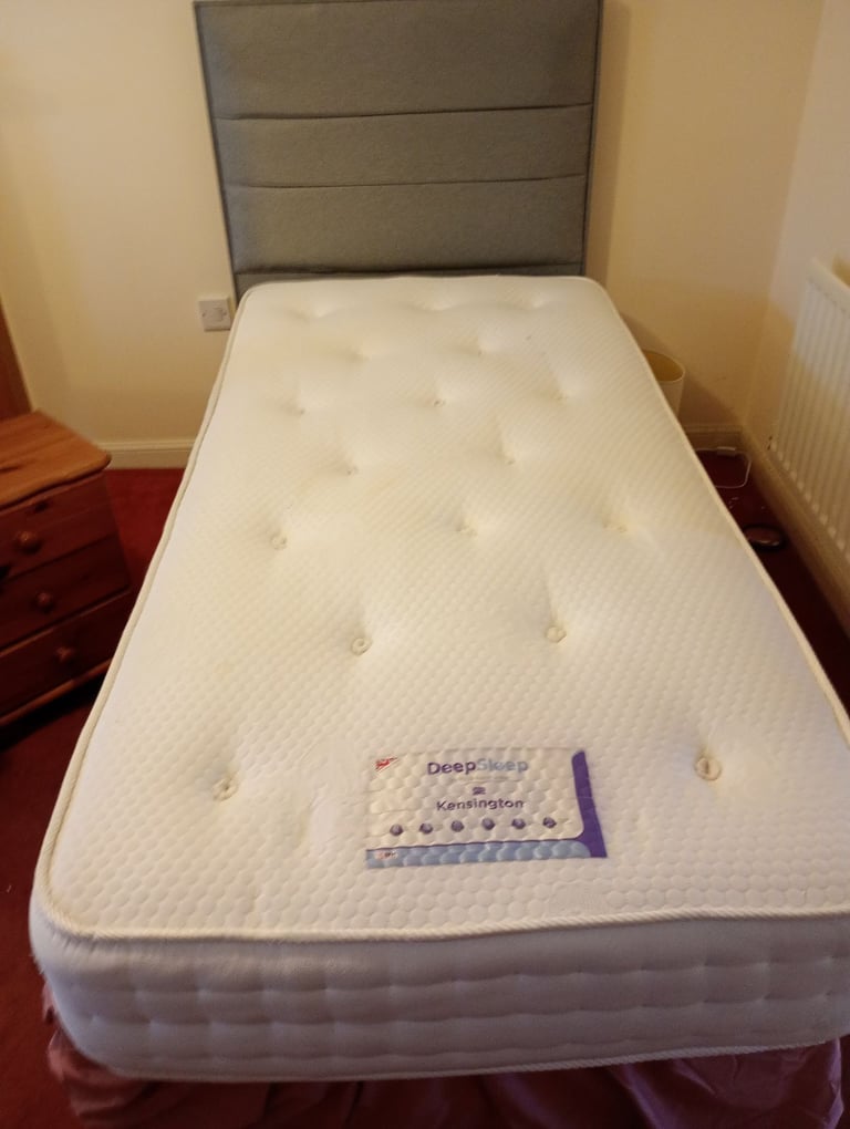 Single bed with mattress and headboard 