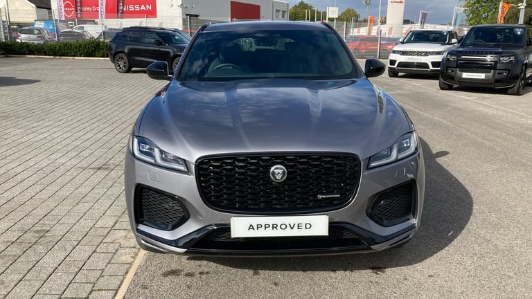 2024 Jaguar F-Pace 2.0 P400e R-Dynamic SE Black 5dr Auto AWD Estate Estate Hybrid Automatic