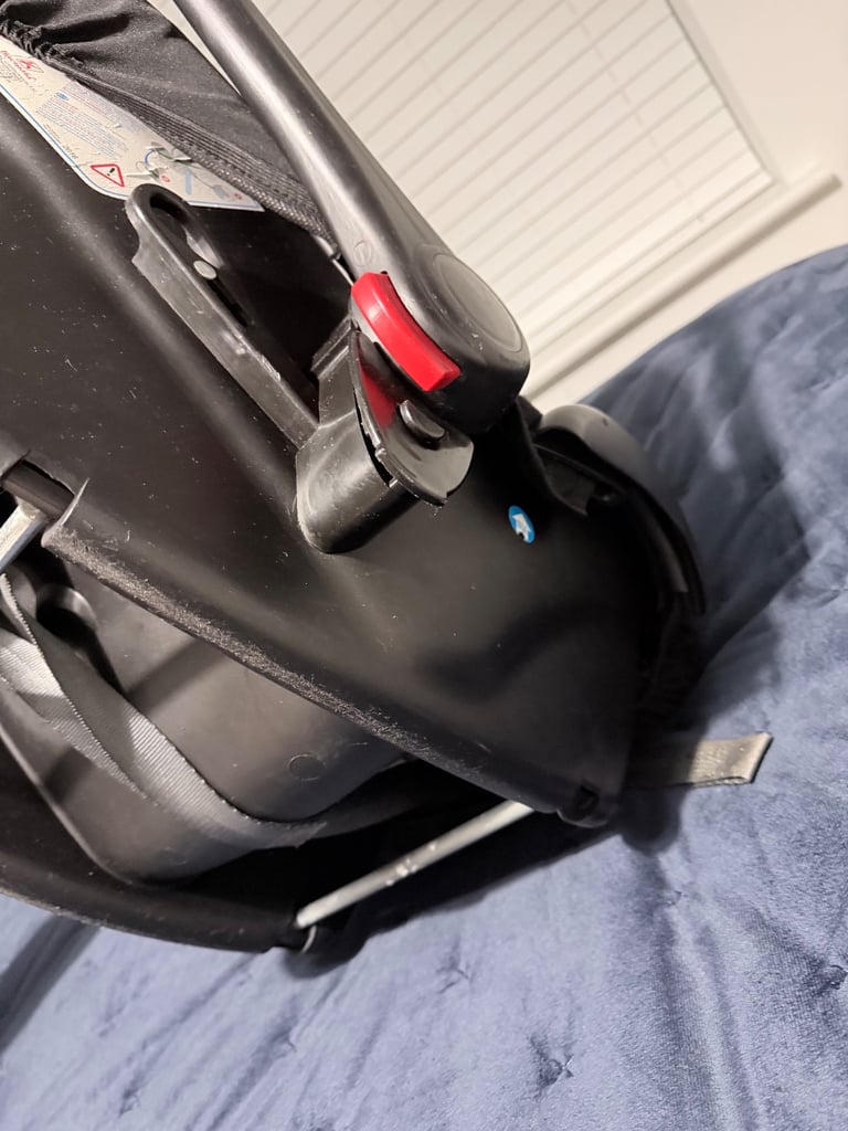 Venicci baby car seat 