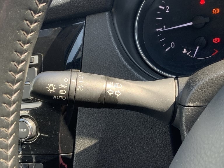 2017 Nissan Qashqai DIG-T Acenta SUV Petrol Manual