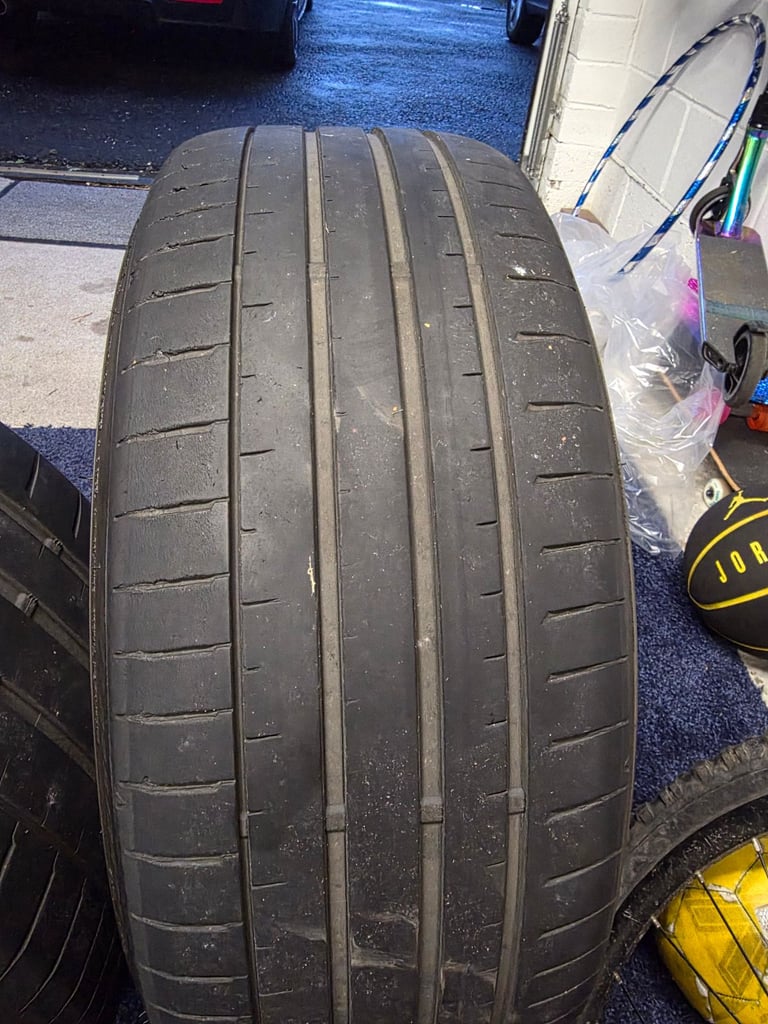 20 Inch BMW Alloy wheels