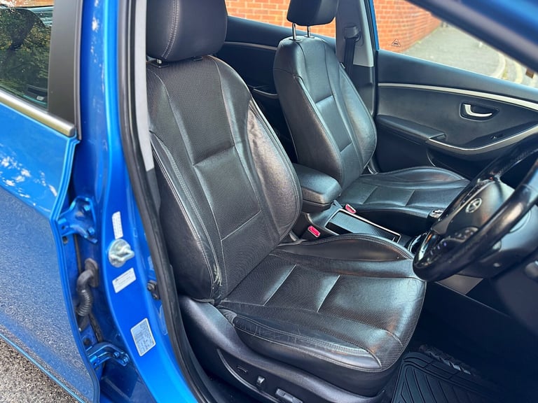 2015 Hyundai i30 1.6 CRDi [136] Premium 5dr HATCHBACK Diesel Manual