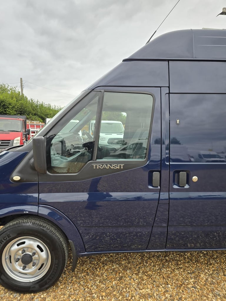 2013 Ford Transit 2.2 TDCi 350 Panel Van 5dr Diesel Manual FWD L2 H1 (209 g/km, 123 bhp) Panel Va...
