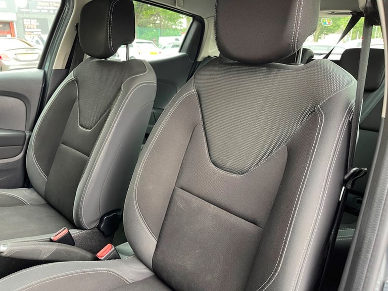 2018 Renault Clio 1.5 dCi Urban Nav Hatchback 5dr Diesel Manual Euro 6 (s/s) (90 ps) Hatchback Di...