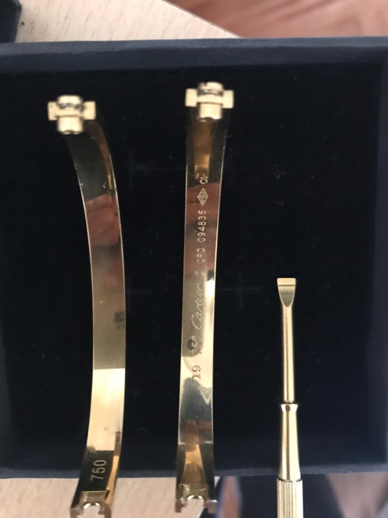 Gold 18k bracelet Cartier love Size 19