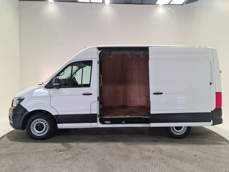 VOLKSWAGEN CRAFTER 2.0 TDI CR30 STARTLINE P/V FWD H/R 102 BHP MWB DIESEL