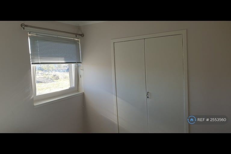2 bedroom flat in Cairnvale Terrace, Aberdeen, AB12 (2 bed) (#2553560)