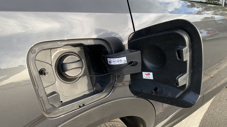 2024 Peugeot 3008 1.2 HYBRID GT SUV 5dr Petrol Hybrid e-DSC6 Euro 6 (s/s) (136 ps) SUV Hybrid Aut...