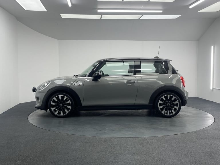 2019 MINI Hatch 1.5 Cooper Exclusive Hatchback 3dr Petrol Manual Euro 6 (s/s) (136 ps) Hatchback ...