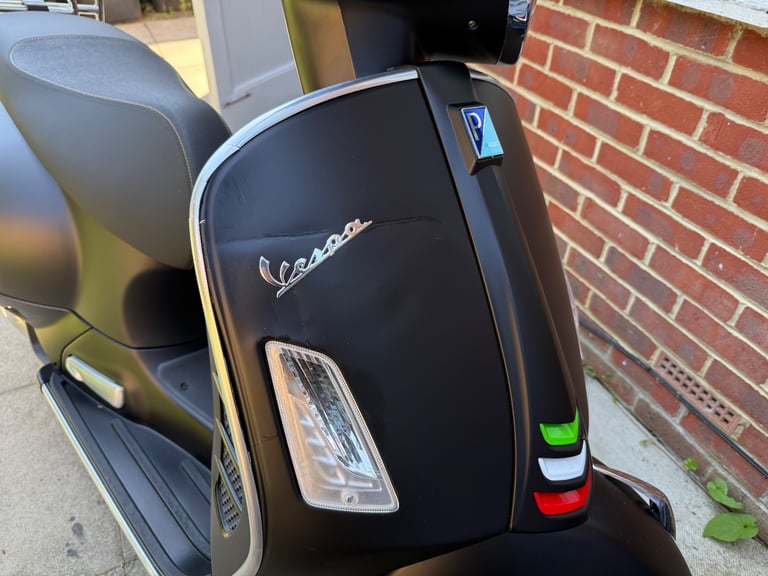 2024 Vespa GTS 125 Supertech - 74 Plate - 190 miles from new