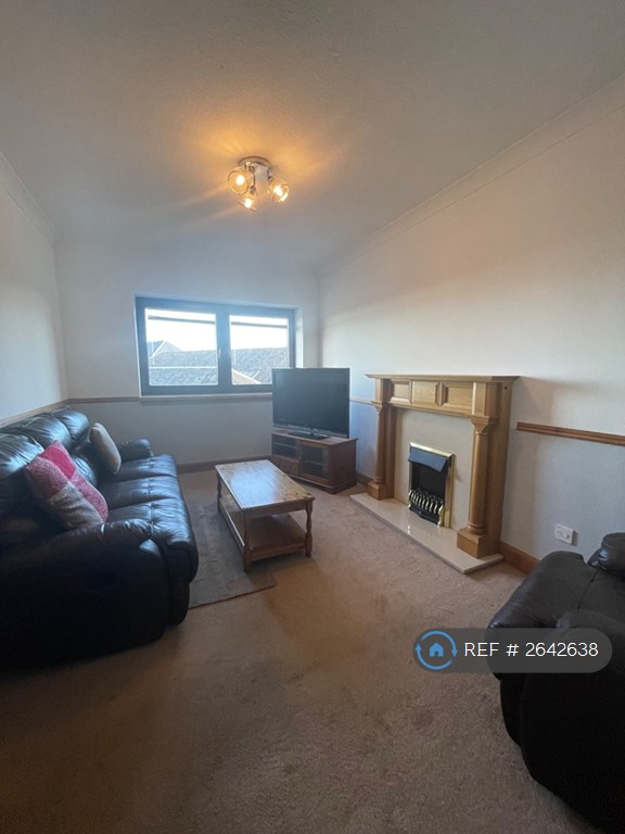 image for 2 bedroom flat in Mains Road, Dundee, DD3 (2 bed) (#2642638)