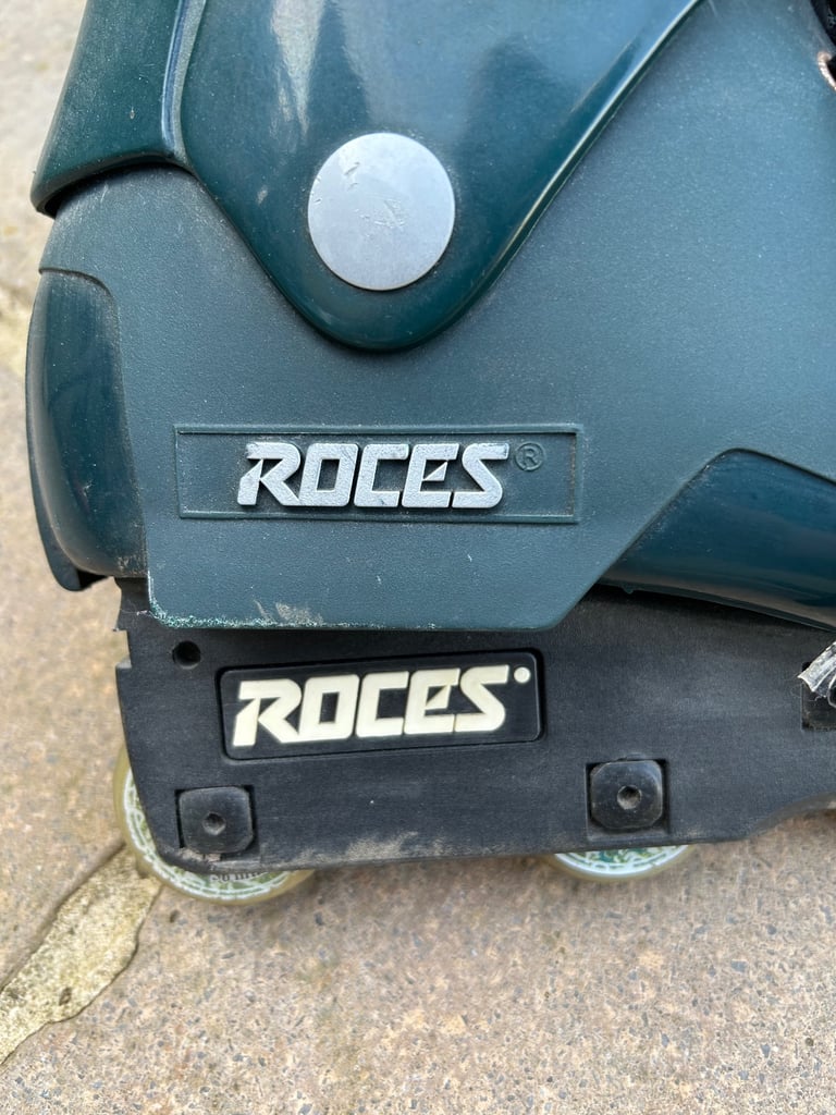 Roces in line skates