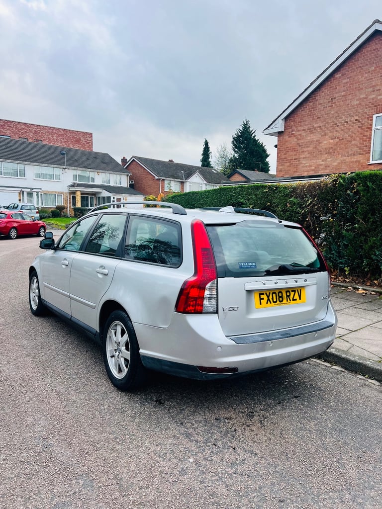 2008 Volvo V50 2.0 Diesel Estate - Automatic - 1 Previous Owner - Dog Cage 🐶⛽️