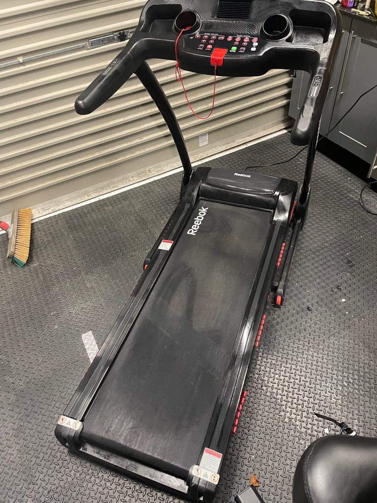 Running Machine Reebok GT40S