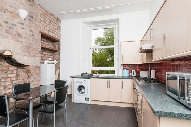 image for Spacious, 4 bedroom, HMO flat with exceptional storage in Morningside - available October