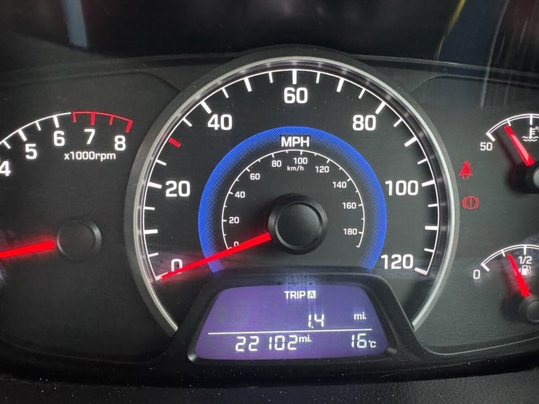 2016 Hyundai i10 1.0 SE Hatchback 5dr Petrol Manual Euro 5 (66 ps) Hatchback Petrol Manual