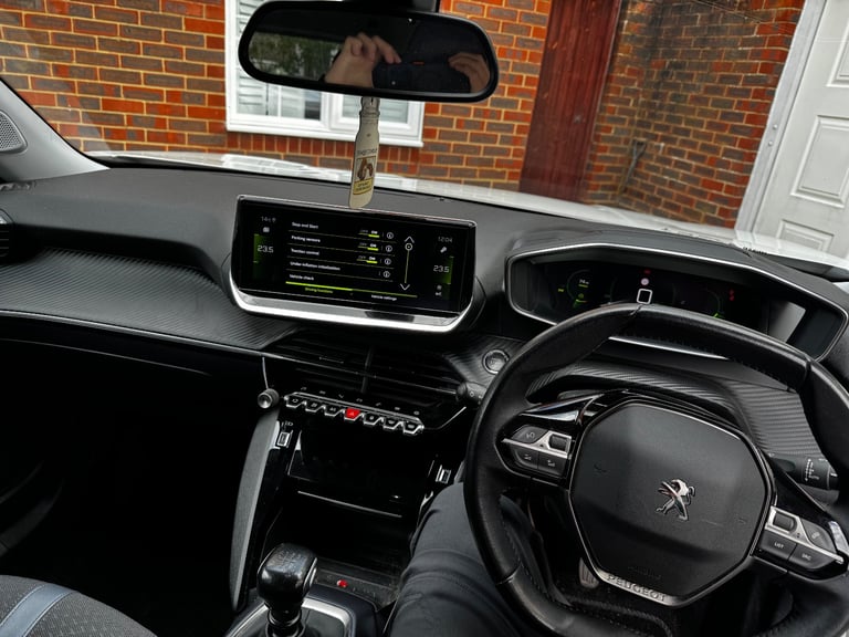 Peugeot, 2008, Hatchback, 2020, Manual, 1199 (cc), 5 doors