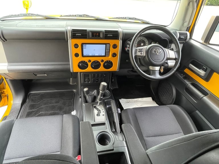 2011 Toyota FJ Cruiser FJ CRUISER FJ40 LANDCRUISER AMAZON COLORADO  4x4 Petrol Automatic