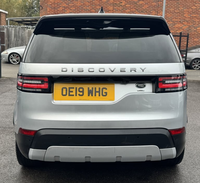 2019 Land Rover Discovery 2.0 SD4 HSE SUV 5dr Diesel Auto 4WD Euro 6 (s/s) (240 ps) ESTATE Diesel...