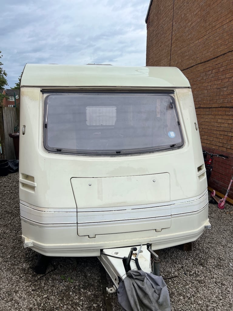 5 berth caravan 