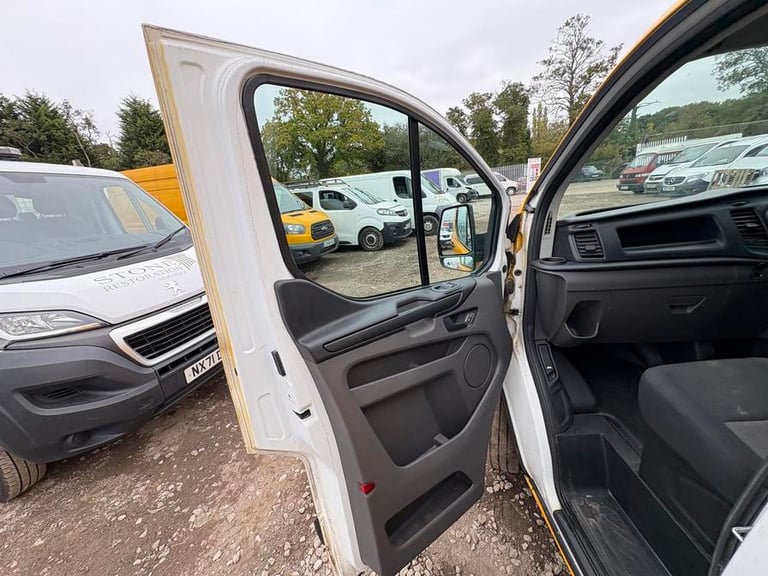 2020 Ford Transit Custom 2.0 EcoBlue 105ps Low Roof Leader Van PANEL VAN DIESEL Manual