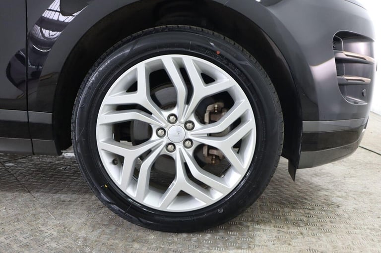 2022 Land Rover Range Rover Evoque 1.5 P300e 12.2kWh R-Dynamic SE Auto 4WD Euro 6 (s/s) 5dr Autom...