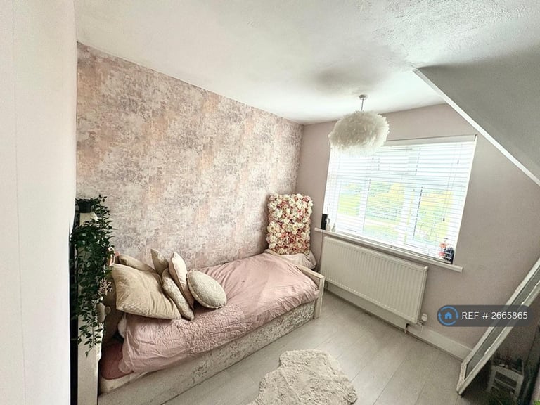5 bedroom house in Primrose Hill, Kings Langley, WD4 (5 bed) (#2665865)