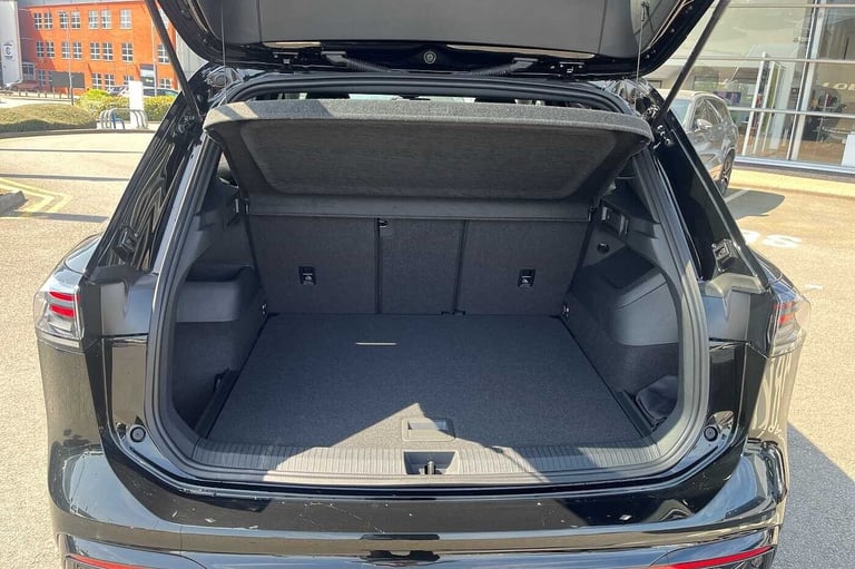 2025 Volkswagen Tiguan 2.0 TSI 204 4Motion Black Edition 5dr DSG SUV Petrol Automatic