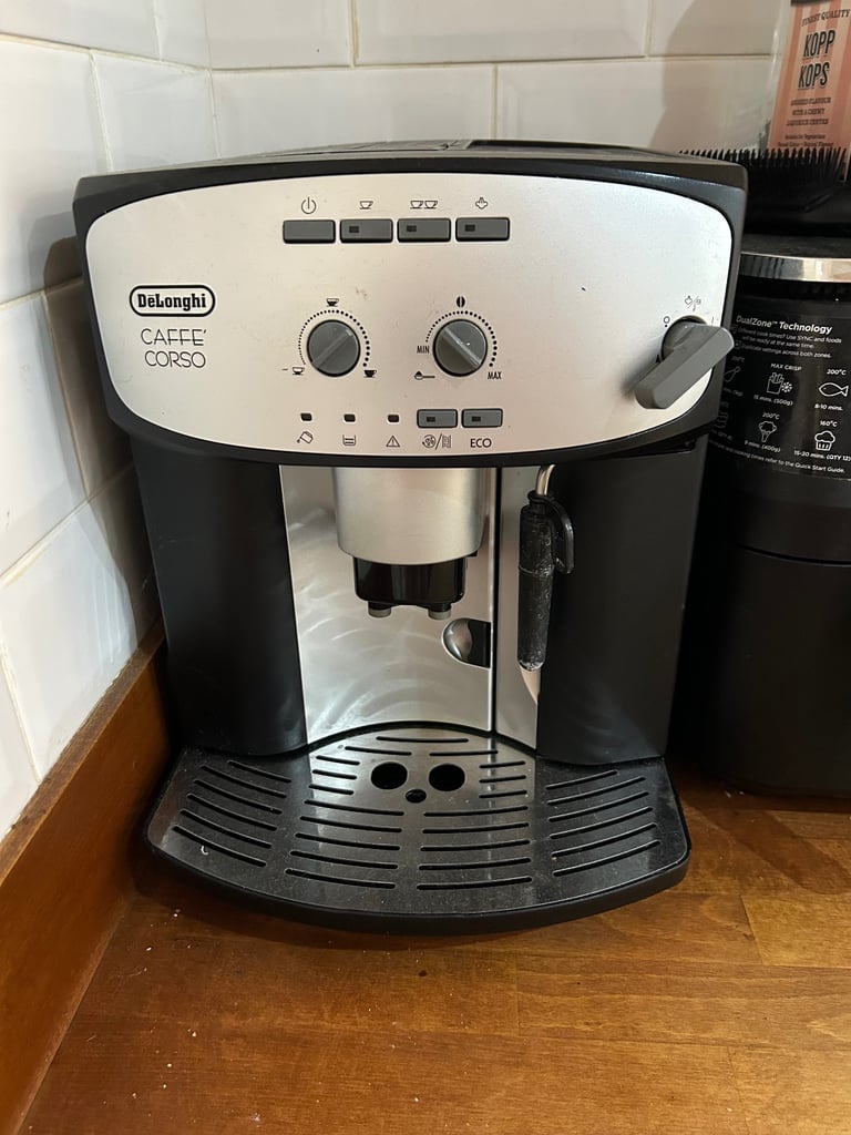 image for De'Longhi Caffè Corso bean-to-cup coffee machine. 