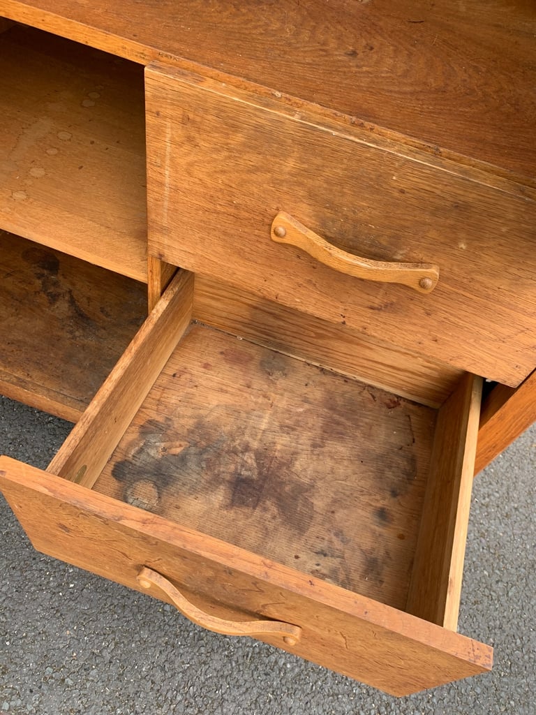 Marks & Spencer Oak Freestanding large Larder Pantry cupboard with drawers