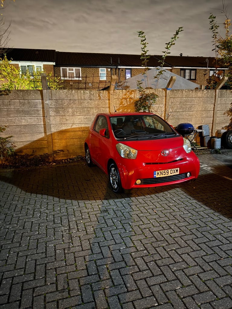 Toyota, IQ, Hatchback, 2009, Manual, 998 (cc), 3 doors