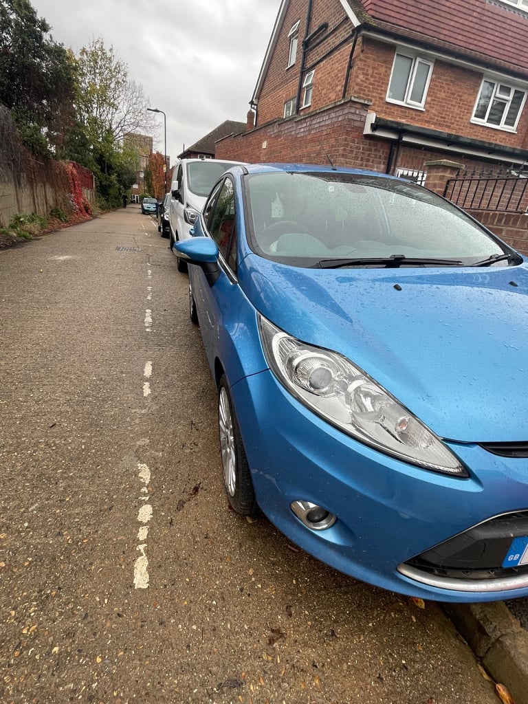 Ford, FIESTA, Hatchback, 2010, Manual, 1388 (cc), 5 doors