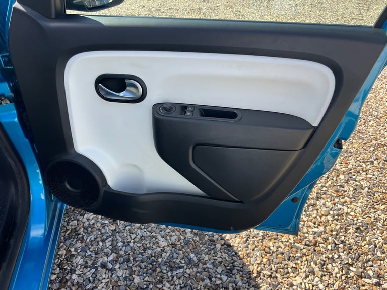2016 Renault Twingo 1.0 SCE Dynamique 5dr [Start Stop] HATCHBACK Petrol Manual