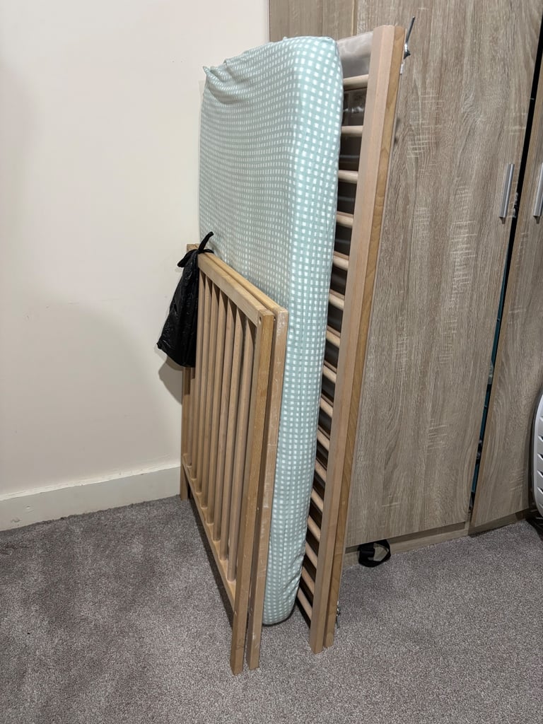 Baby cot bed - beech 