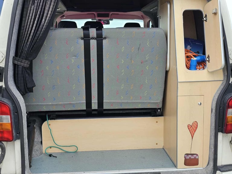 Volkswagen, TRANSPORTER, Panel Van, 2008, Manual, 1896 (cc)
