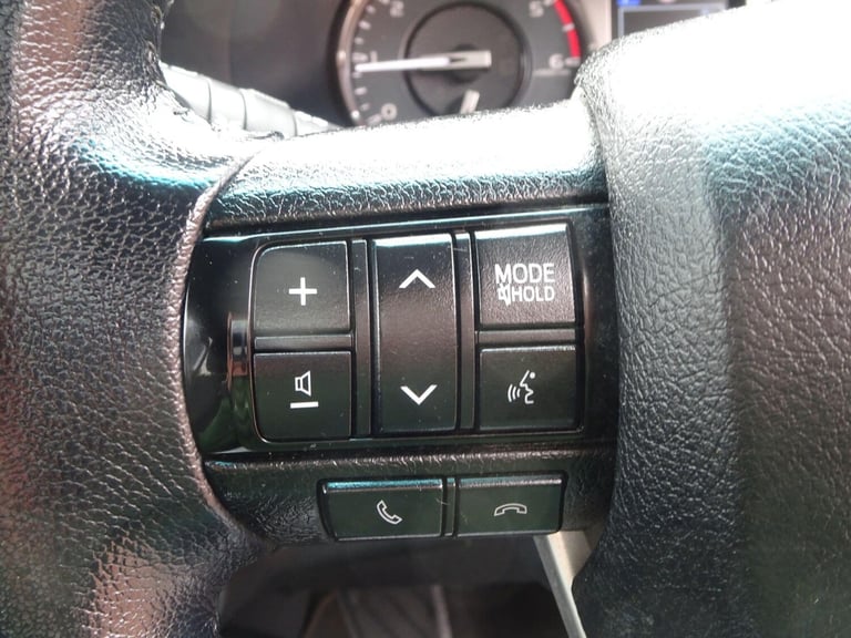 2021 Toyota Hilux 2.8 D-4D Invincible Auto 4WD Euro 6 (s/s) 4dr PICK UP Diesel Automatic