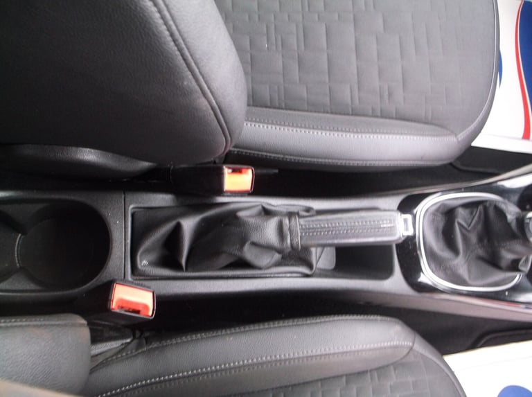 2017 Vauxhall Corsa 1.4 ecoFLEX SE 5dr HATCHBACK Petrol Manual