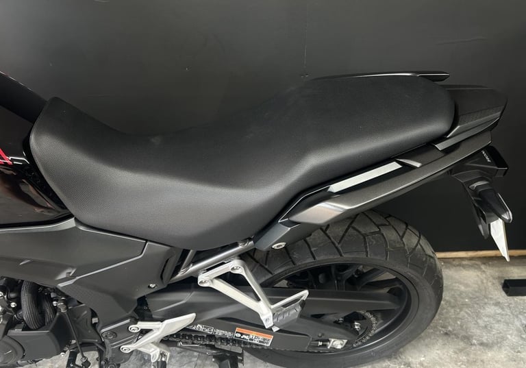 2024 73-PLATE HONDA CB500X ** JUST 2,730 MILES FROM NEW ** EXTRAS **