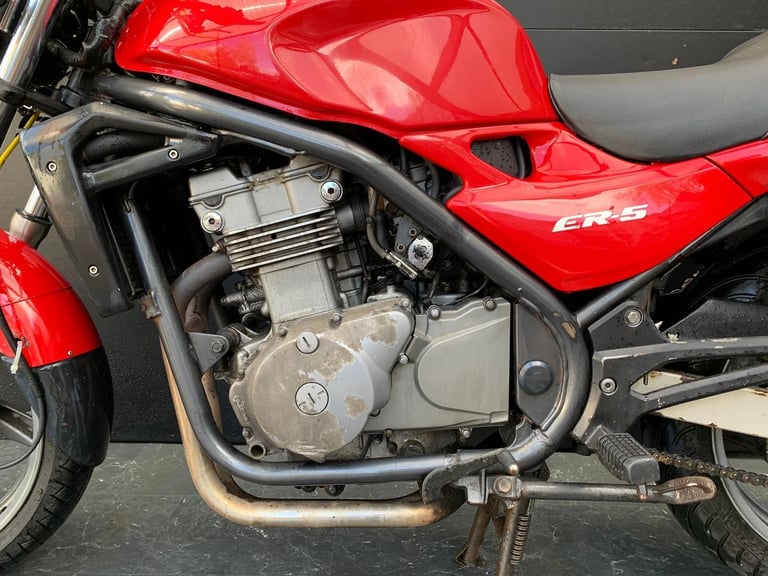 KAWASAKI ER5 1997 PROJECT BIKE HPI CLEAR