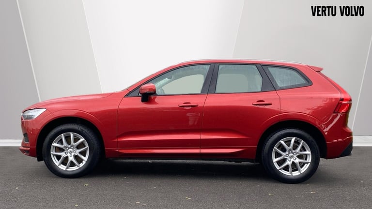 2021 Volvo XC60 2.0 B4D Momentum 5dr AWD Geartronic Diesel Estate Estate Diesel Automatic