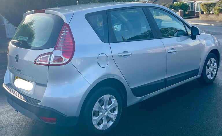 Renault Scenic 💦💧1.6 16v VVT Bizu Facelift model 110 bhp Hpi clear Great car (2011 11)