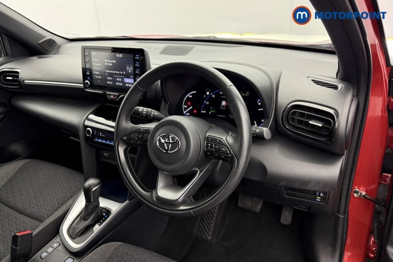 2024 Toyota Yaris Cross 1.5 Hybrid Design 5dr CVT Estate Hybrid Automatic