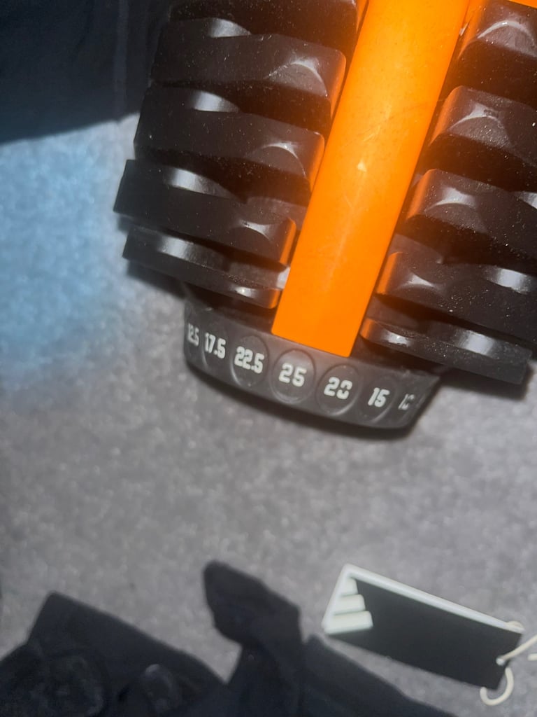 Adjustable weights