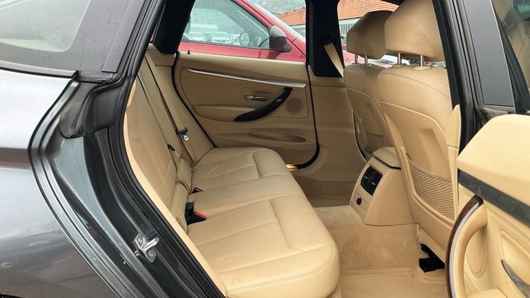 2013 BMW 3 Series 325d M Sport 5dr Step Auto HATCHBACK DIESEL Automatic