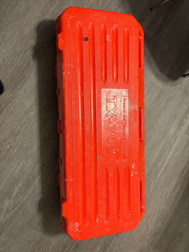 RUBI TX 700 Professional tile cutter with carry case