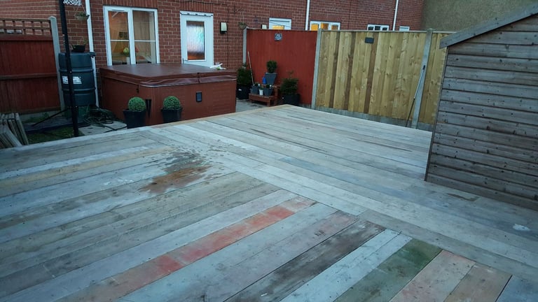 image for Used scaffolding boards.. 